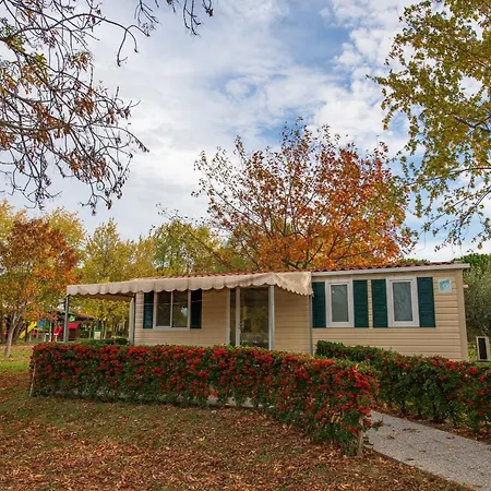 The Garda Village База відпочинку 4*