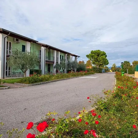 База відпочинку The Garda Village
