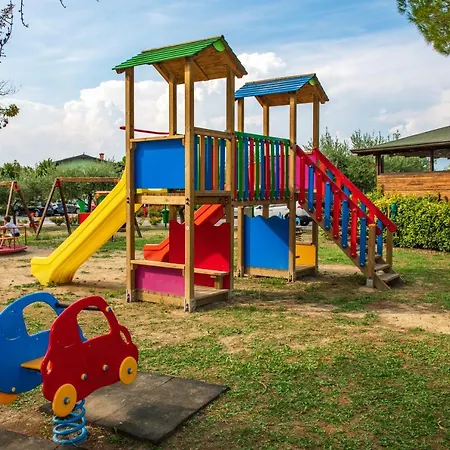 The Garda Village База відпочинку 4*
